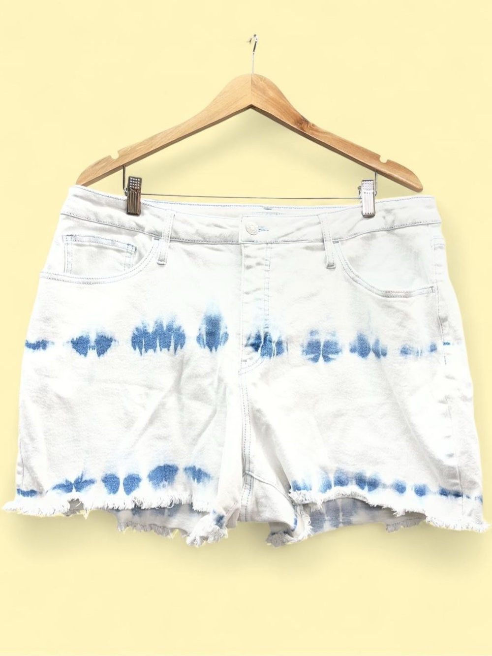 Ava & Viv White Denim Shorts with Blue‎ Tie-Dye Stripes